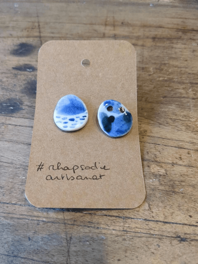 Boucles d'oreilles  dépareillées 