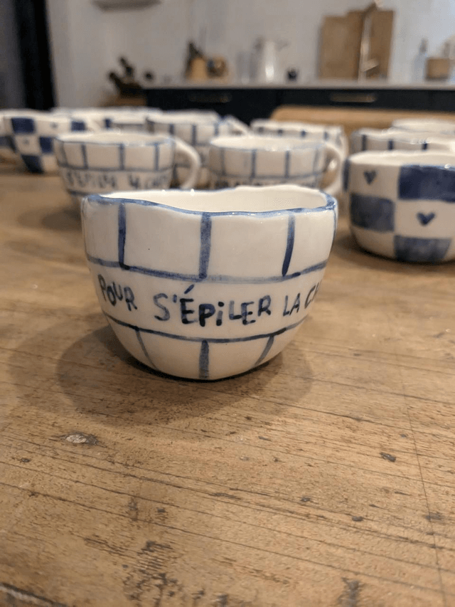 Tasse "la vie est trop courte pour s'épiler la chatte"